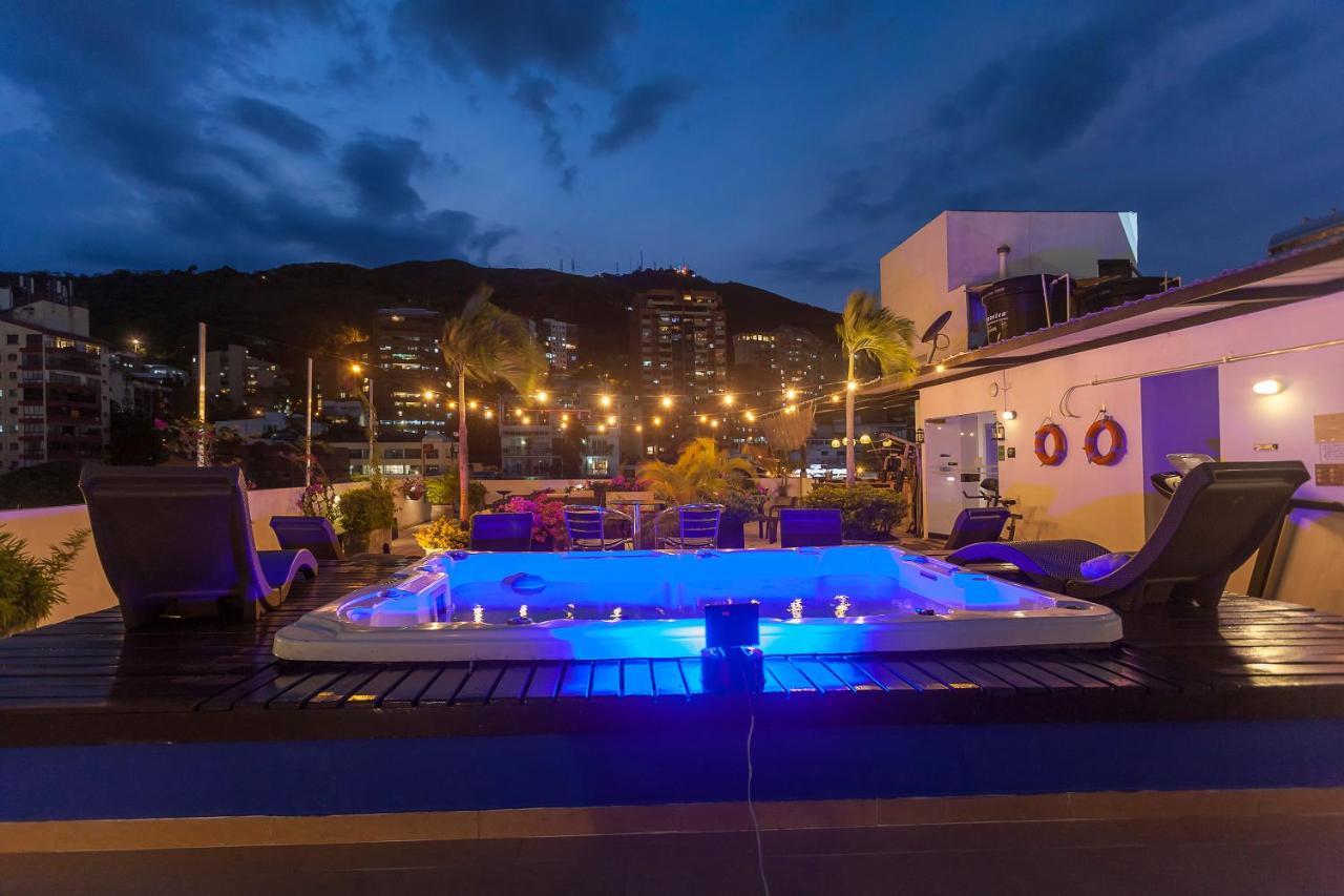 קאלי Aqua Granada Hotel מראה חיצוני תמונה