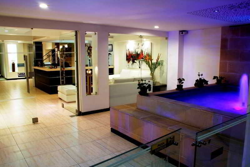 קאלי Aqua Granada Hotel מראה חיצוני תמונה